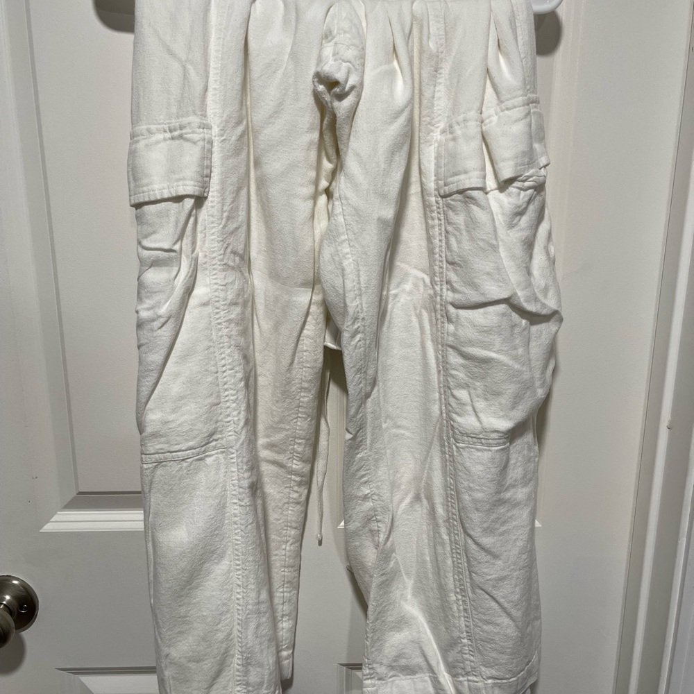 Abercrombie & Fitch White Cargo Pants